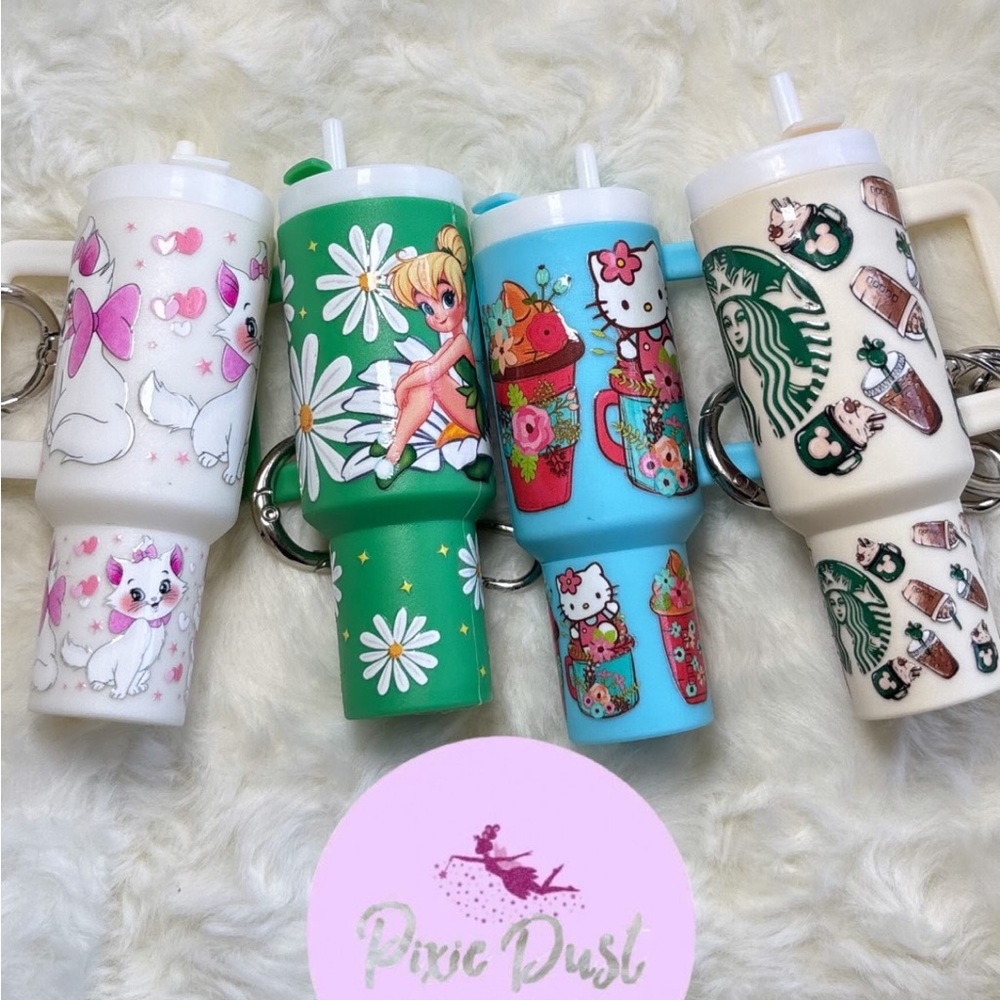 Mini Tumbler Keychain Mickey Friends